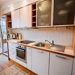 Elegant And Scenic Peaceful - With Terrace Apartmán