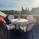 Elegant And Scenic Peaceful - With Terrace Portoroz