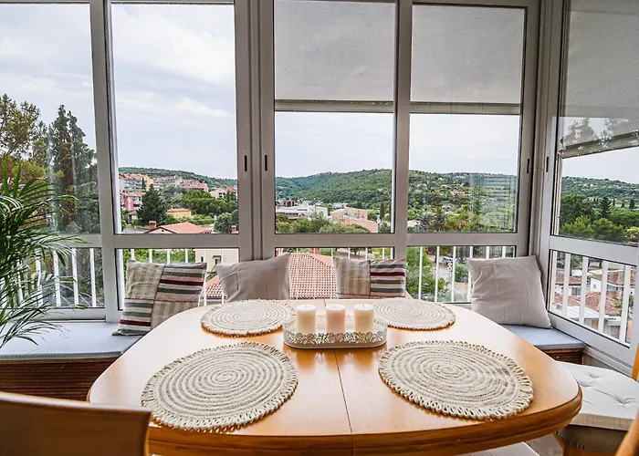 Апартаменты Elegant And Scenic Peaceful Portoroz - With Terrace *