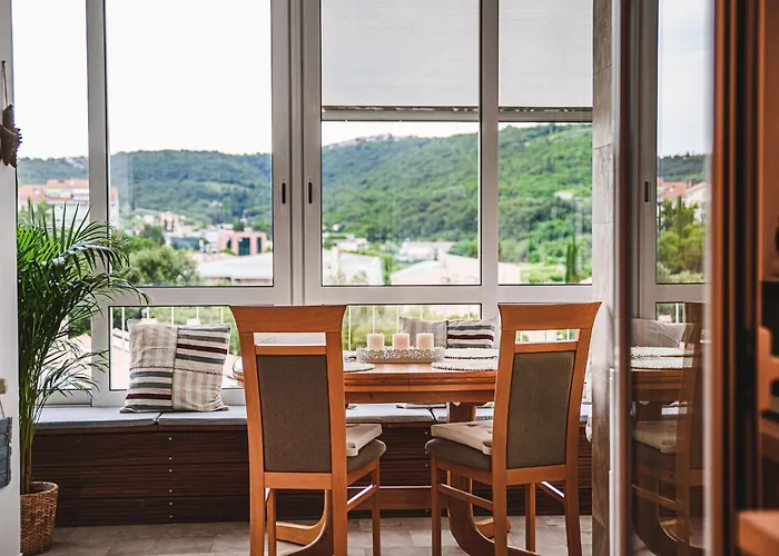 Elegant And Scenic Peaceful Portoroz - With Terrace