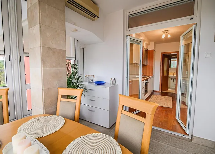 Апартаменты Elegant And Scenic Peaceful Portoroz - With Terrace *