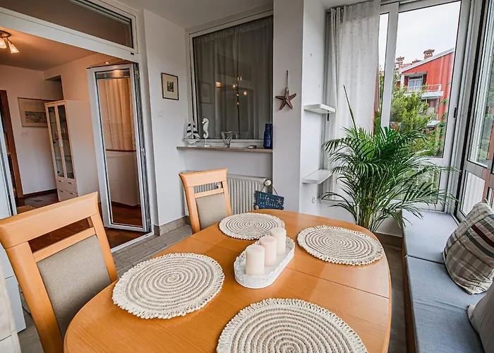 Elegant And Scenic Peaceful Portoroz - With Terrace Appartement *