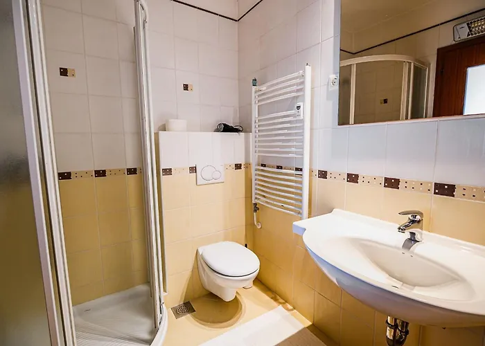 Апартаменты Elegant And Scenic Peaceful Portoroz - With Terrace Порторож